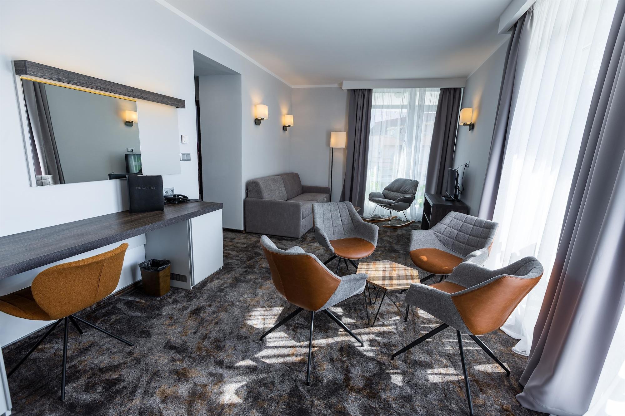 Western Premium Hotel 4*