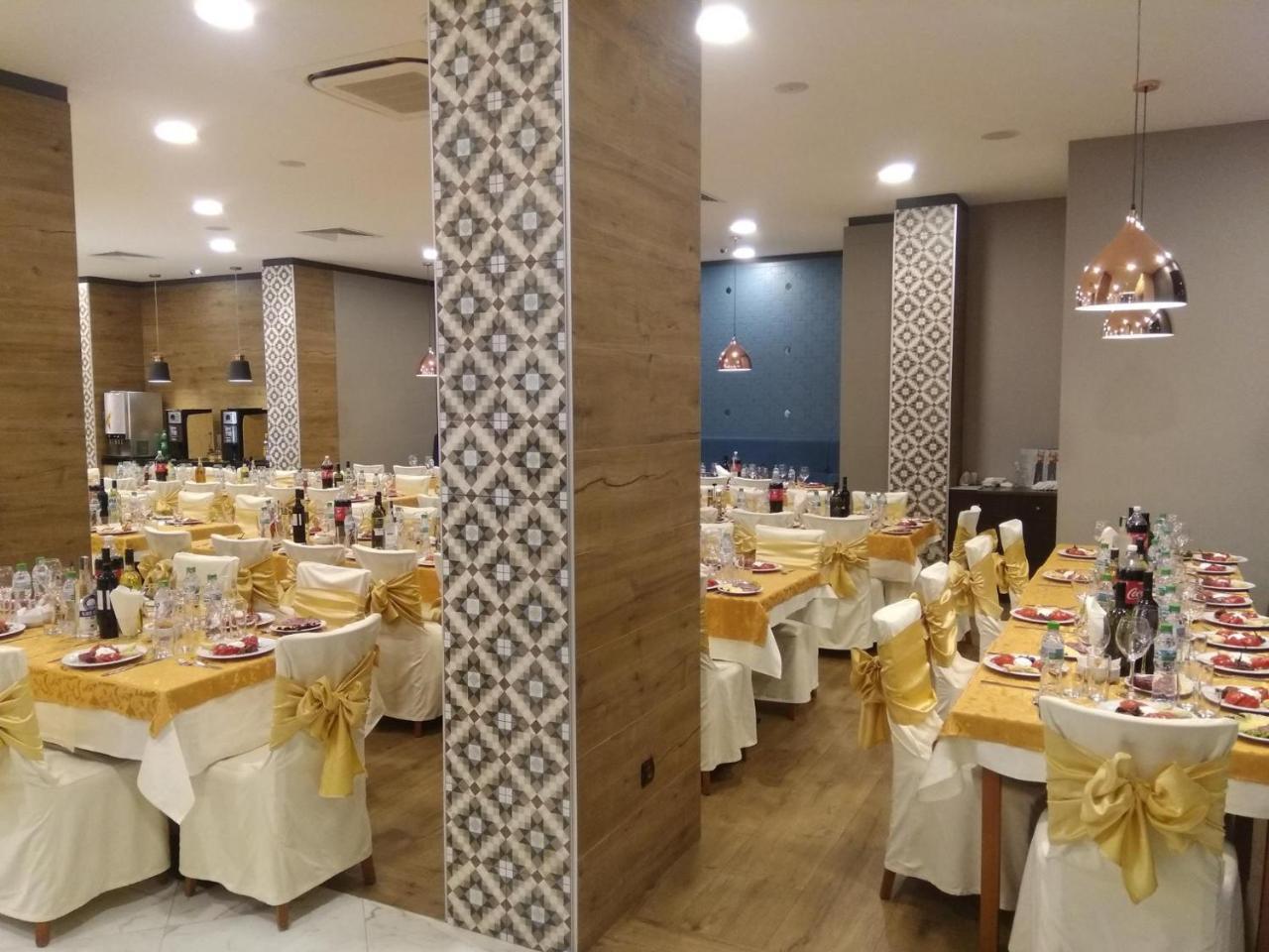 Western Premium 4*